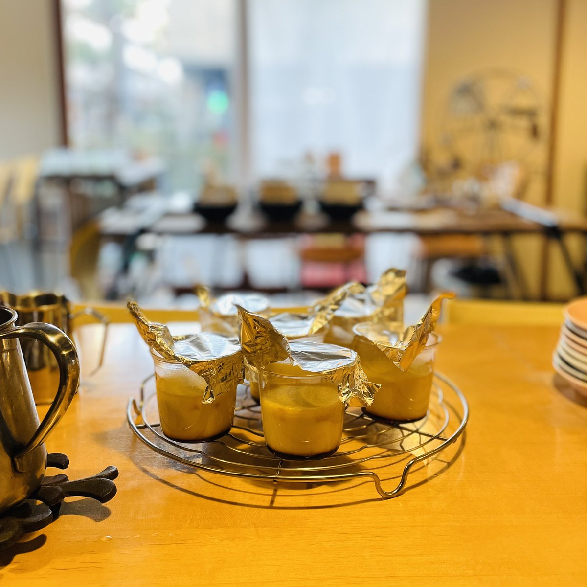 f100cafe's tweet photo. 今日の仕込みはプリンから https://t.co/LAuGKRsbJn