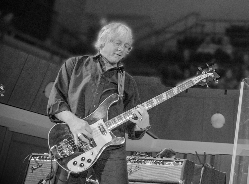 The birthdays and releases of December 17, a great day for bass players. Happy birthday today to REM s Mike Mills! 