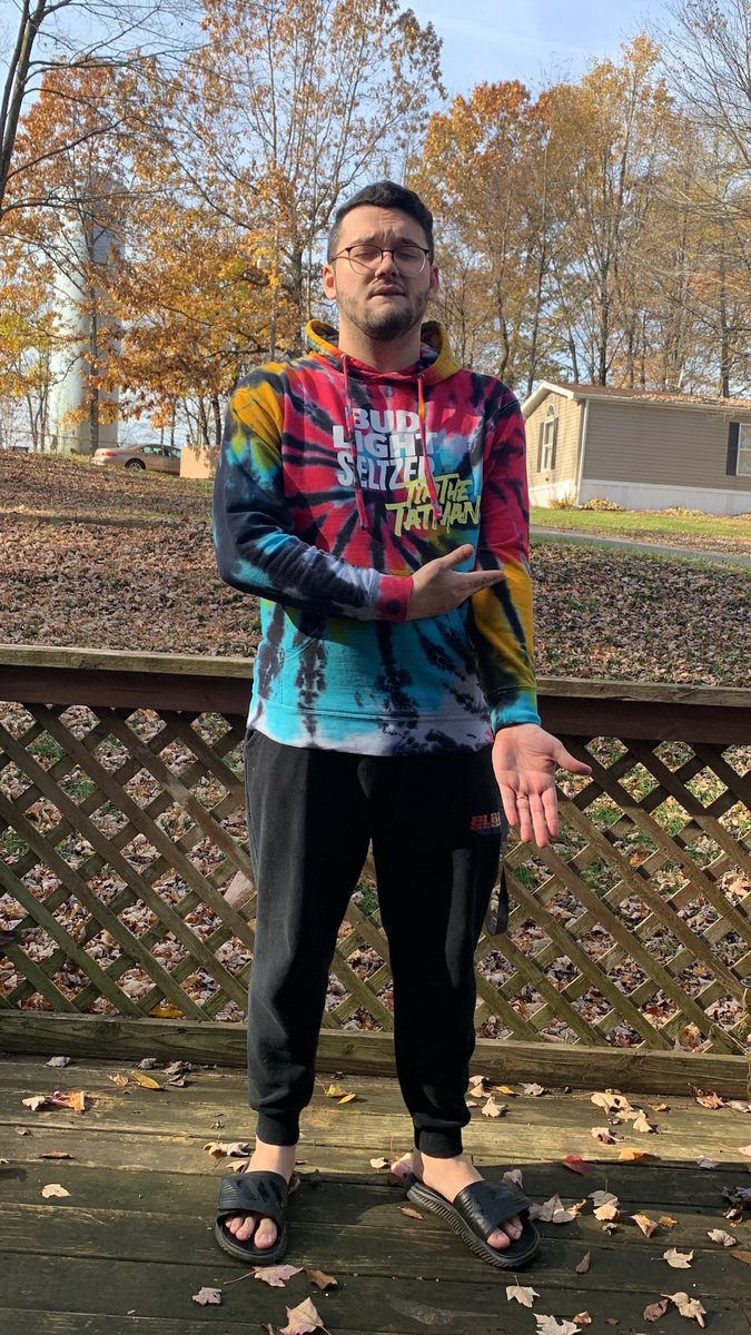 Stylez71's tweet photo. Listen up @BudLightGaming. Last time I tweeted at you guys, it was beautiful. I got to enjoy some delicious seltzers and I got this banger of a hoodie. I think it’s obvious who you should be sending a 12 pack to. #TimsGettingSour #LoudestFlavorsEver https://t.co/7lGPmkX9DY
