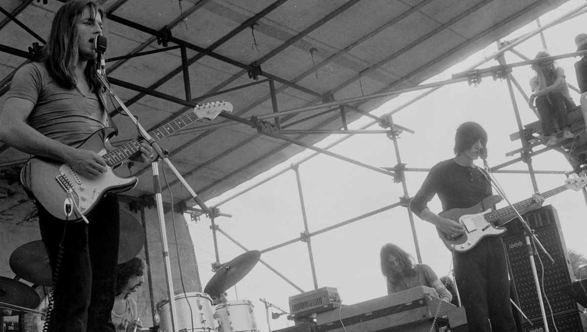 GuitarWorld's tweet photo. Pink Floyd surprise-release 12 live albums to streaming services https://t.co/RvsdHh8tvN https://t.co/XytWAlZldj