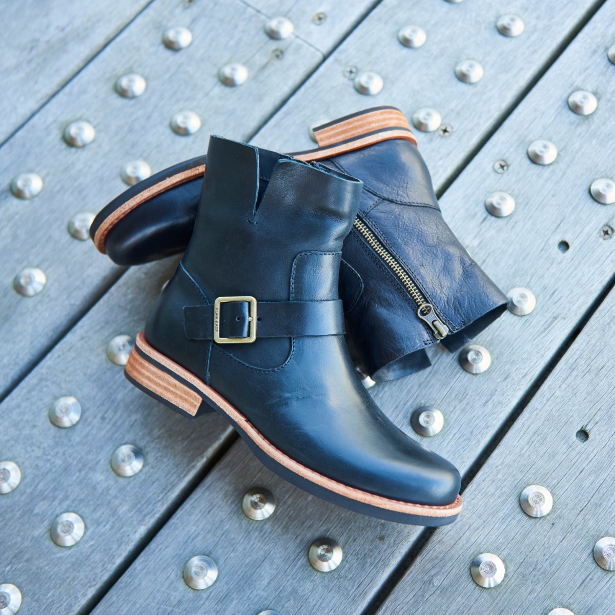 KorkEase's tweet photo. Hand-cut leathers and a tapered, elevated rise give our engineer boot a fresh, distinctively feminine profile. KENNEDY #korkease #originalyou https://t.co/mFqfR4MUXa https://t.co/05h8hd0wmn