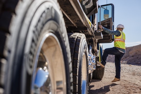 WestruxInt's tweet image. When it comes to maintenance, surprises are never welcome. By giving fleet managers the power to remotely monitor over 130 vehicle health checks, OnCommand® Connection helps avoid those unwanted surprises and reduce unplanned service calls.

#OnCommandConnection #OCC #westrux