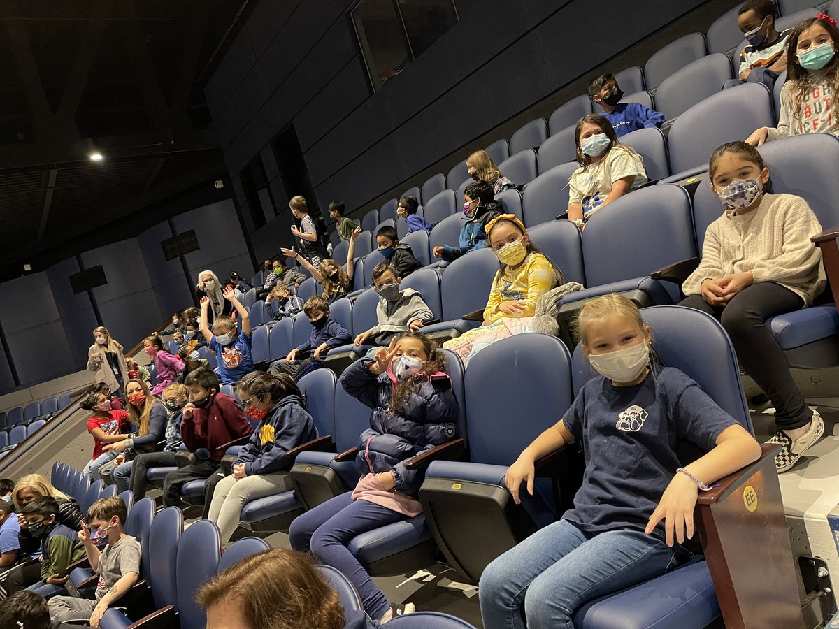 A huge THANK YOU to the EM Music &amp; Art Partnership Program for giving the 3rd graders an opportunity to watch the amazing Nutcracker show <a href="/TillesCenter/">Tilles Center</a> ! We loved it 🥰 <a href="/emeadowschools/">East Meadow Schools</a> <a href="/BGreenSchool/">Bowling Green School</a> #greathappenshere21_22