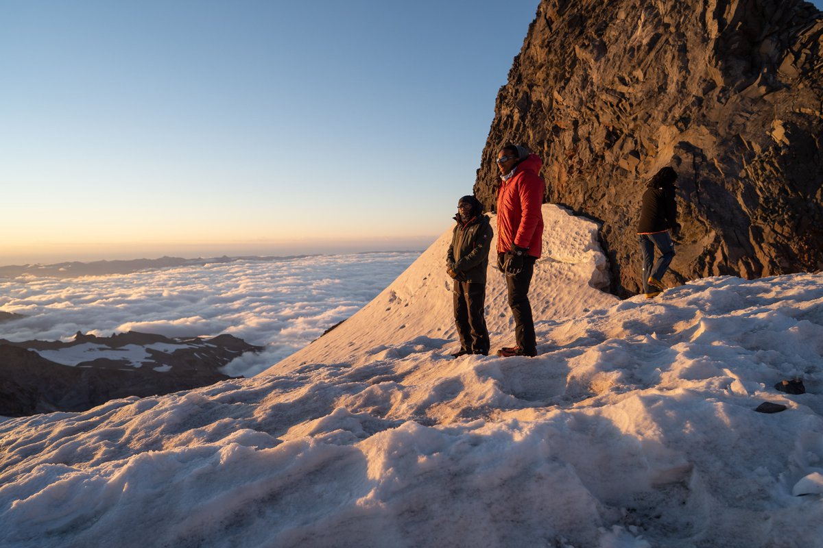 Full Circle Everest tweet media