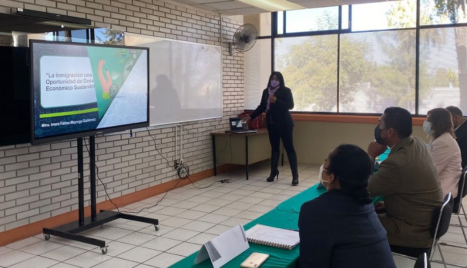UTTT_MX's tweet photo. En esta semana se llevaron a cabo los protocolos de presentación de los 13 trabajos recepcionales de los candidatos a obtener el grado de Maestros en Gestión de Proyectos Estratégicos Sostenibles, correspondiente a la primera generación de posgrado de nuestra #UTTTT. https://t.co/BC6kZMhbnp