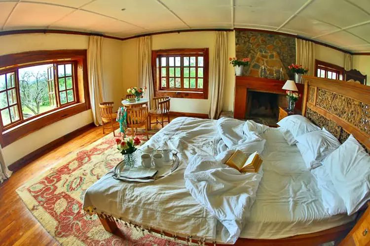 PerfectSafariz's tweet photo. Nanyuki 9 BDs 18 guests, available from 30th Dec to 3rd Jan rented on FB meal plan
* Swimming pool, tennis court, sauna, Boating and fishing activities
#festiveseason #Luxury #tourism #vacation #travelkenya https://t.co/ElUE5k3K41