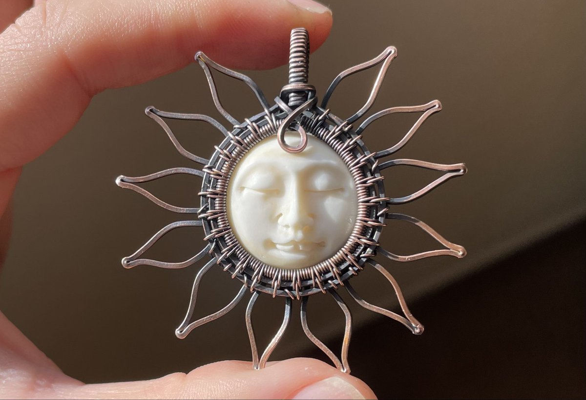 Fairies and Forests is live!! 🌝🌿

issawrappendants.bigcartel.com 

I’m currently out of town and I didn’t get a chance to take a pic of everything together but here are some of my faves!!