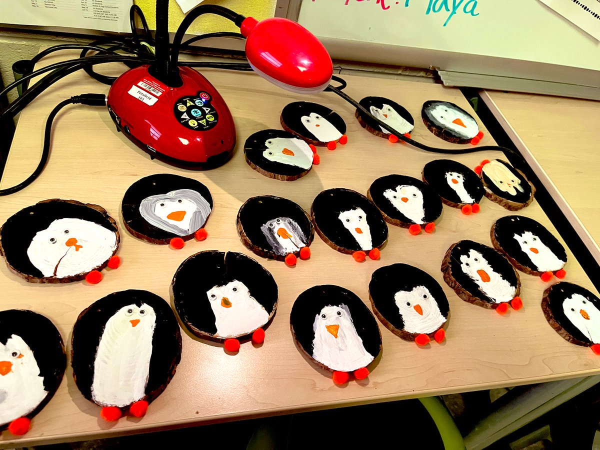 mskayto1's tweet photo. Pittsfield Penguins’ creativity at its finest. Have a safe, peaceful break everyone! ❄️🥰 🐧 @A2PittsfieldSch @A2schools https://t.co/XvsOGQexAq