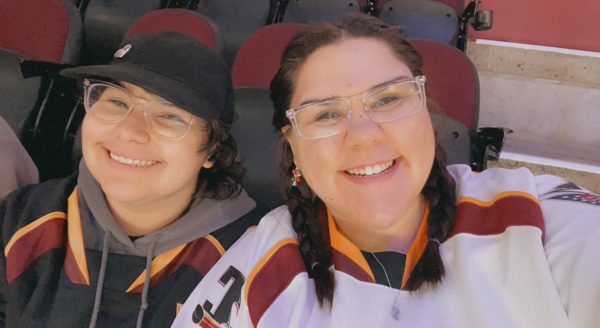 Teddy Toss Night! 🐻 #MonstersXV <a href="/monstershockey/">Cleveland Monsters</a>