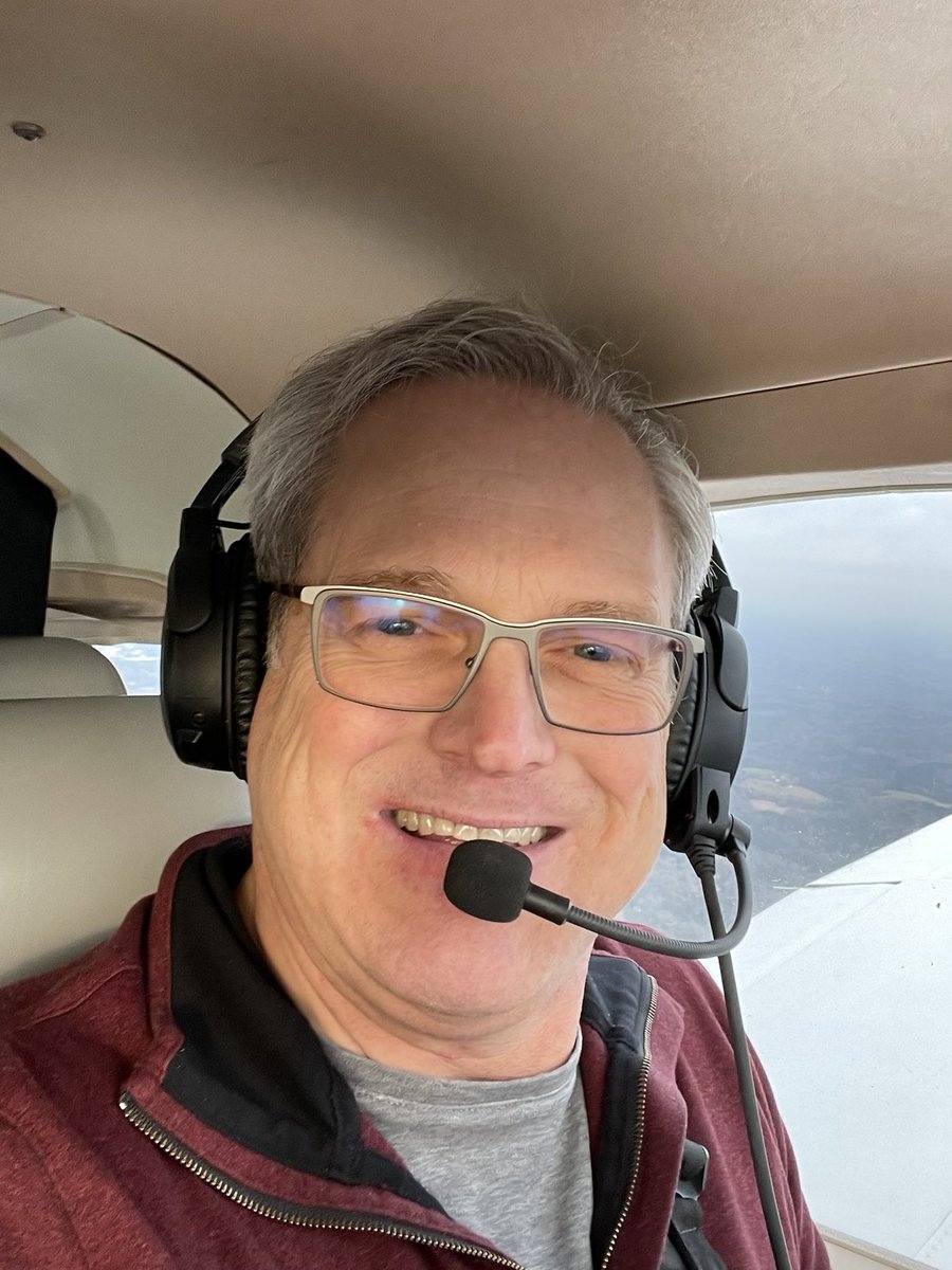 AirNavRadar's tweet photo. Our follower @PhilHollowayEsq sent us these pics while he was flying over Georgia! 🛩️
Thanks for sharing, Phil! 😃
Data: https://t.co/smfPNkCcSr 📡
#Pilot #Aircraft #Aviation #RadarBox https://t.co/NWVPJEzpjG