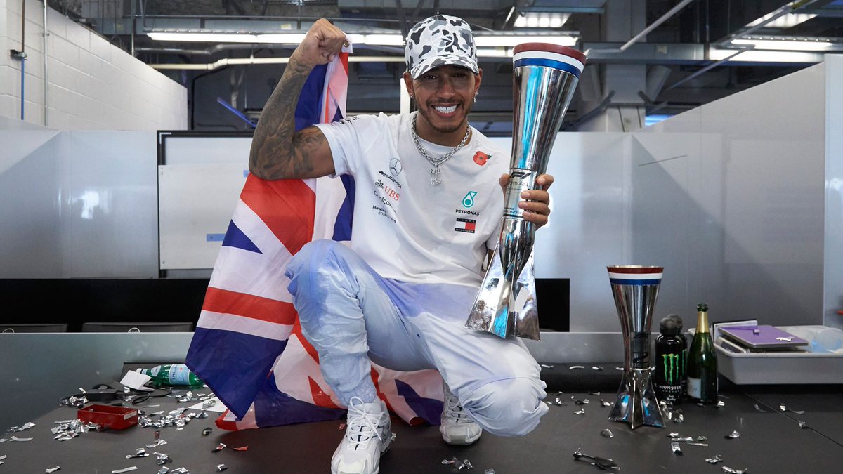 SJbrigante's tweet photo. Lewis Hamilton is the only driver in F1 history to win without dirty driving. No collisions, no running people off the road. Just plain being quicker🐐 https://t.co/XxNjzicGf3