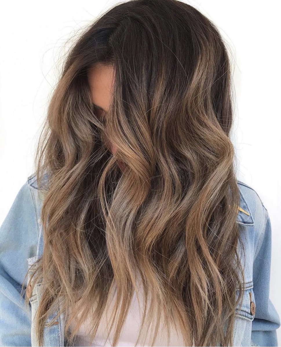GSersfim's tweet photo. Cores quentes 
Sem demarcações na raiz 
Balayage surf 
Efeito natural https://t.co/WY18zzKHVB