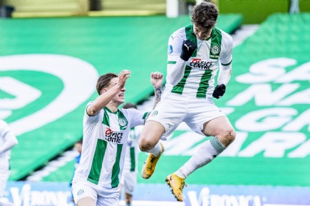 TheMysteryClub_'s tweet photo. 𝙒𝙄𝙉𝘼𝘾𝙏𝙄𝙀! 🏆

#Heracles verloor al 5x op rij. Strand Larsen scoorde in zijn laatste 6 wedstrijden 6 goals. 

Scoort Strand Larsen en wint #fcgroningen, dan geven wij een mysterybox weg! 👕📦

Kans maken?
🔄 Retweet deze tweet
✅ Volg ons!

https://t.co/VB1Pa4g8EM

#hergro https://t.co/1WRgOekDjs