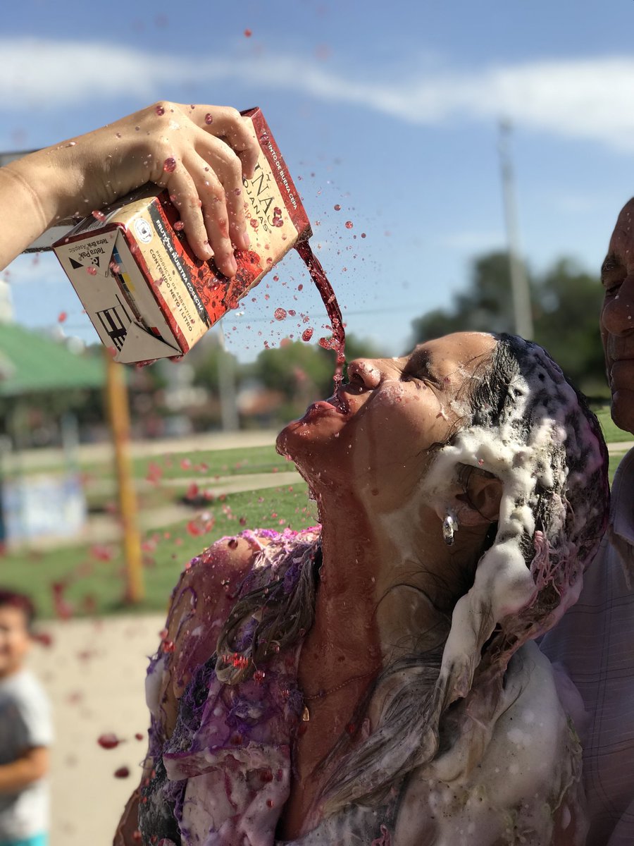 DelfiCaloo's tweet photo. ¡SOY PSICOPEDAGOGA! 
Gracias, gracias y más gracias. No tengo más que decir, mis amigos, mis amigas, mi familia. Mi sostén en este camino. Llegue, lo logré. Gracias.♡ https://t.co/qqlh54quN4