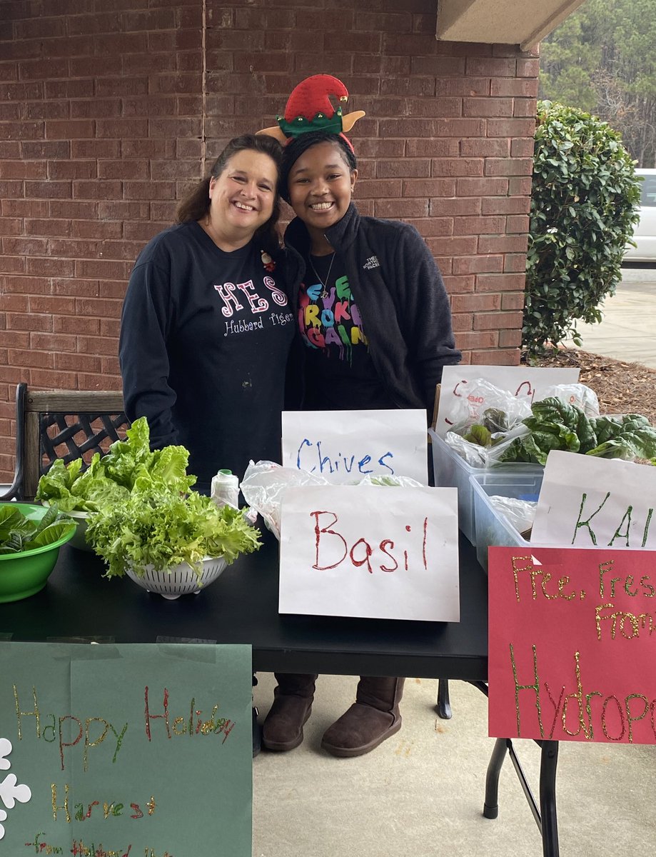 I absolutely love when I run into former Tiger Sprouts.  #happymemories <a href="/Hubbard_Elem/">Hubbard Elementary</a> <a href="/monroe_schools/">MonroeCountySchools</a>