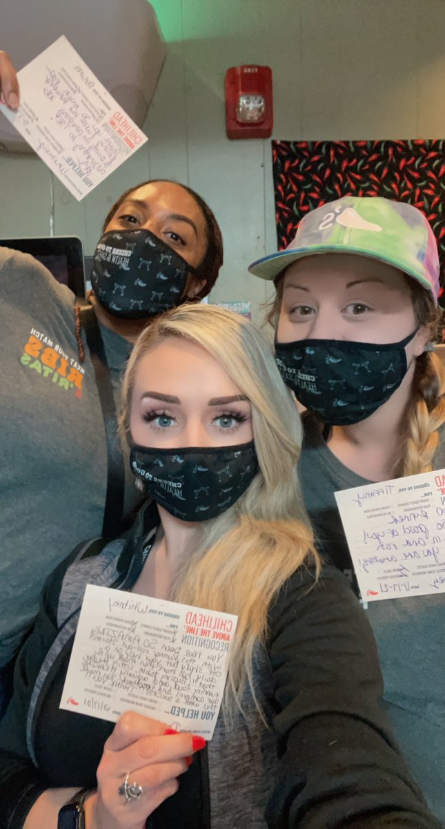whitney44068050's tweet photo. I am so very proud of these TMs!! Amazing bartender and food runner! They knocked it out of the park all week!!! I feel very appreciative to be able to lead and guide these beautiful TMs! So, a huge shout out to Donita and Tiffany!!!! - 🖤🌶#chilislove #teamwork #chilisPA https://t.co/HRgK4bkOuk