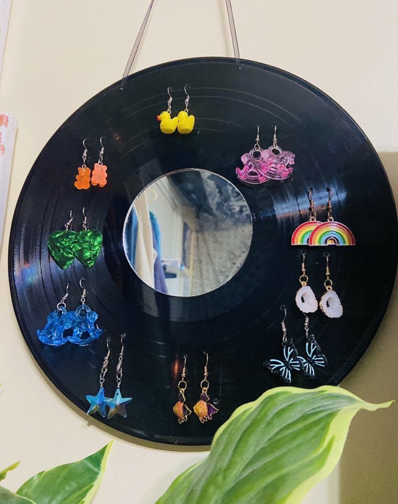 TRYING TO REACH 1,000 SALES BY THE END OF THE YEAR !!!!!😭😭😭😭😭💘💘💘💘✨✨✨✨

we’re currently 56 sales away!!! 

etsy.me/3i50DG3