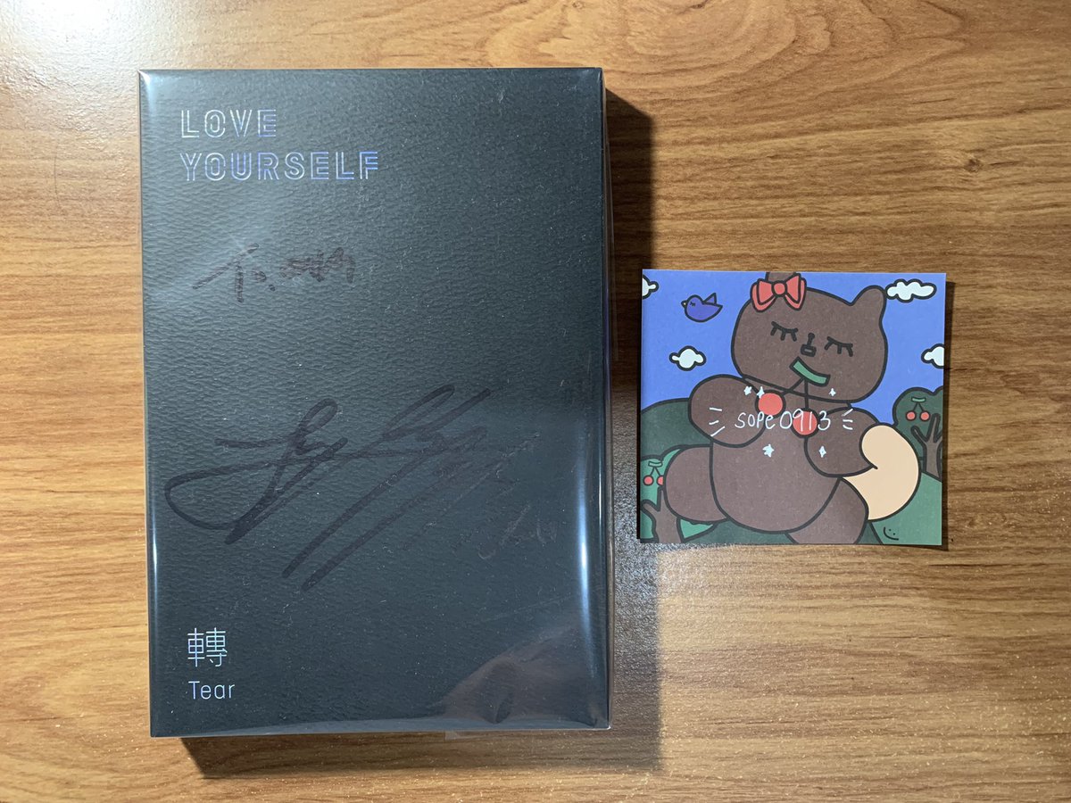 sope0913's tweet photo. if you have any questions, feel free to dm me! thank you! ฅ^•ﻌ•^ฅ 

tags: bts bangtan namjoon rm seokjin jin yoongi suga hoseok jhope jimin taehyung v jungkook merch signed album sign autographed https://t.co/txShLmhJ16