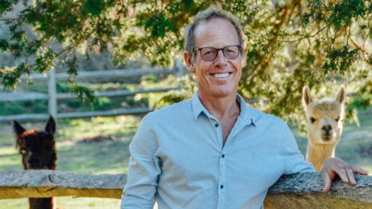 Applications are open for the 2022 Tony Horwitz Fellowship. Honoring the late <a href="/TonyHorwitz/">Tony Horwitz</a> ('83 M.S.) and open to the last decade of graduates, the fellowship supports journalism that bridges divides and promotes equality and understanding.