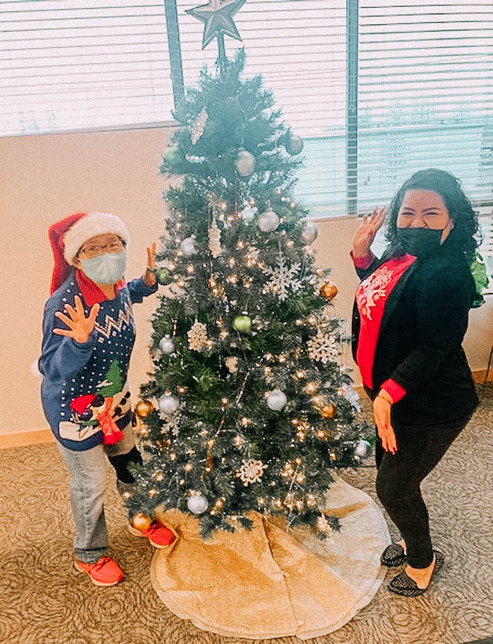centralwcu's tweet photo. Happy Ugly Sweater day!! 🎄🎁⛄

Here are a couple photos of our staff representing their best ugly sweaters!!

#uglysweaterday #uglysweaterday #happyholidays #nationaluglysweaterday #creditunions https://t.co/4vWZeb9lCs