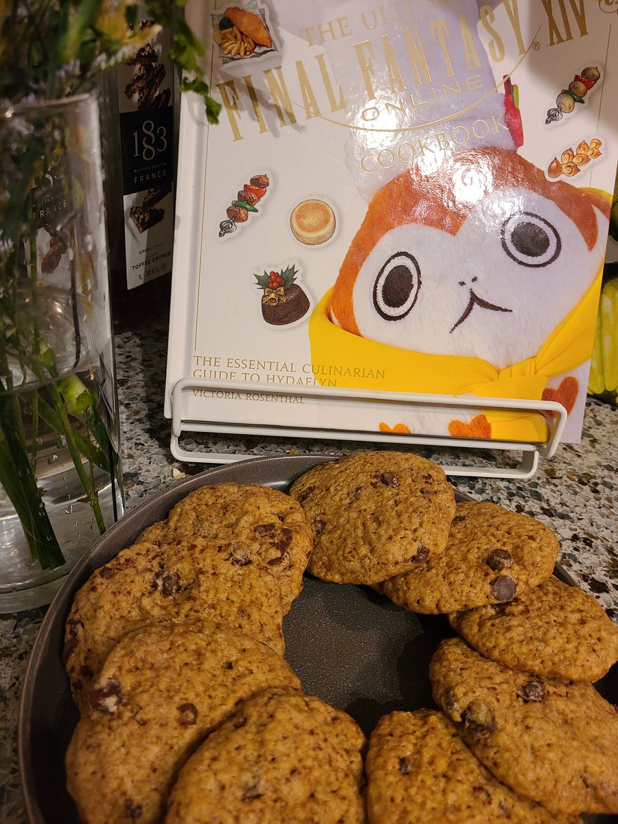 nutmegsprinkle's tweet photo. Photography is NOT my passion, but I AM passionate about these #coffeebiscuits from the FFXIV cookbook! #ffxiv https://t.co/9T8D85zEJF