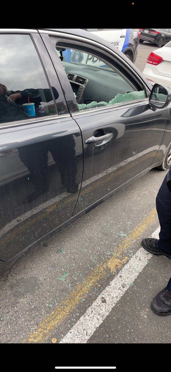 MattRasconKSL's tweet photo. These 2 cars were broken into on Tuesday in the same parking lot in American Fork. The day before 2 other cars were broken into in the same area. We spoke to the owners of 2 of the cars. 

@KSL5TV at 6 https://t.co/HJUct4gmHZ