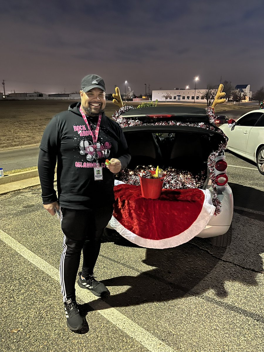 We are so happy to see everyone’s family during our Holiday drive through 🎄