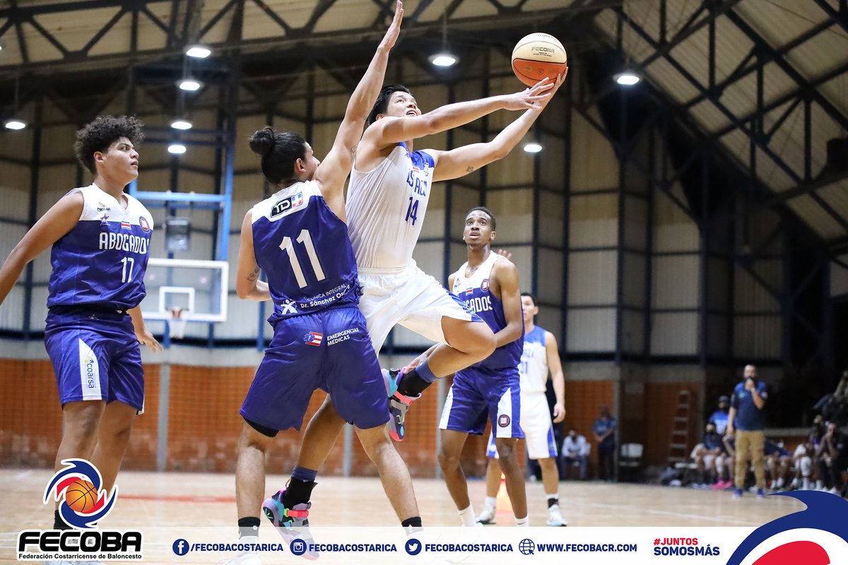 fecobacostarica's tweet photo. Ya en nuestro Facebook las principales fotografías del segundo juego de la Final de la Liga de Desarrollo.

🏆 ESCOBA Escazú Campeón 🥇

📸: @AEscalante_G 

#JuntosSomosMás #LDBM https://t.co/fG7fLjfxnK