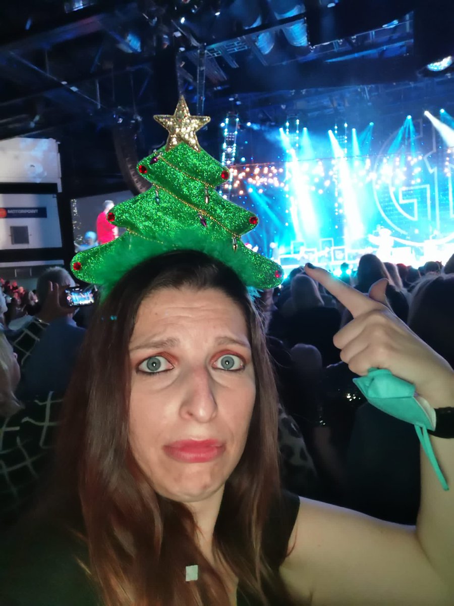 crysramfer's tweet photo. @GaryBarlow tell me you appreciate the effort of someone hating Christmas who wears this in your concert. All for. You. Happy Christmas!! #GBLive #commandospain https://t.co/ygAgnGinpf