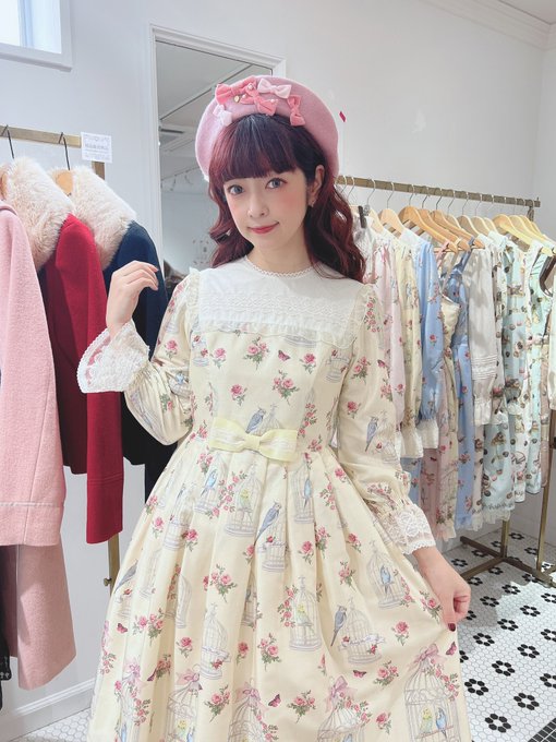 純正一掃 新品未使用❤︎青木美沙子Melody BasKetコラボ ワンピース