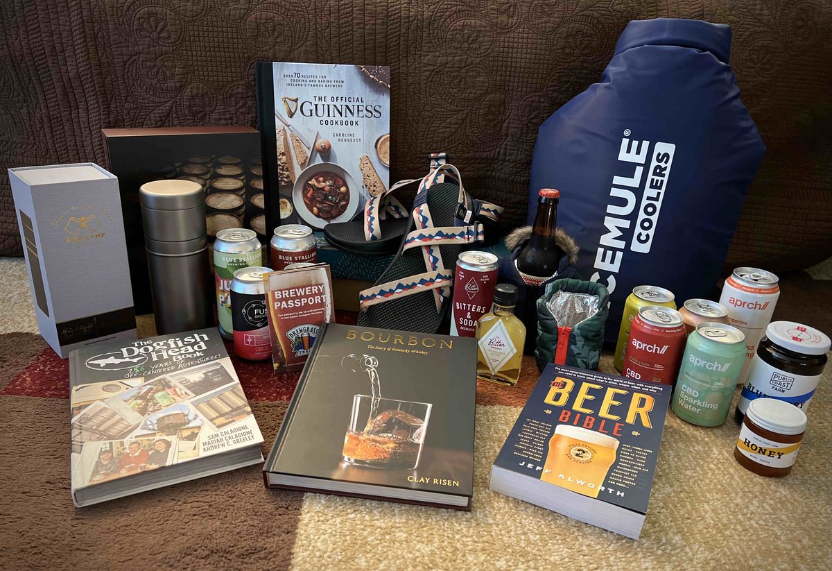 BREWPUBLIC's tweet photo. Still haven't finished your holiday shopping? Here's our Beer Lovers 2021 Holiday Gift Guide to help you complete it! Details: https://t.co/KupBGa6dOI
#HolidayGiftGuide #BeerGiftGuide #BeerBooks #BourbonBook https://t.co/IU0n3ZTDwI