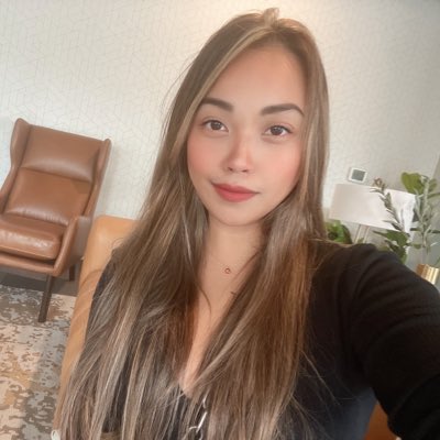 iamroxieayala's tweet photo. LOL  #NewProfilePic https://t.co/d8DJpDB7V9