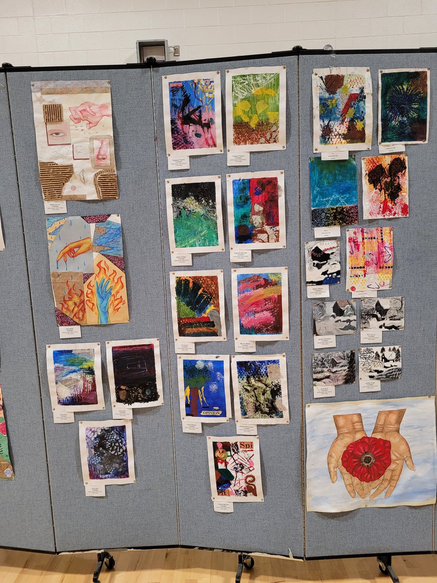 AntonioMattox2's tweet photo. @MHS_WarHawks Fine Arts Expo! Great job @MHSVisualArt! 
@JulissaForbes @Rhodes2EDU @CoachMikalUwood @DrCrysWilliams https://t.co/9XxzHFJ5OJ