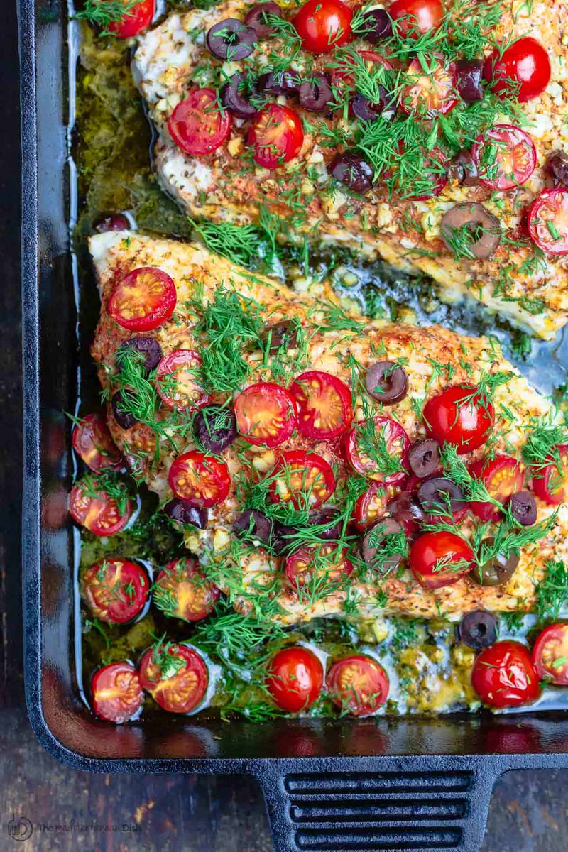 FishingOffshore's tweet image. From our boat to your table! Mediterranean-Style Baked Grouper with Tomatoes and Olives. YUM!
themediterraneandish.com/baked-grouper-…
#fishrecipes #gofishing #medfish #sarasotafishing #floridafishing