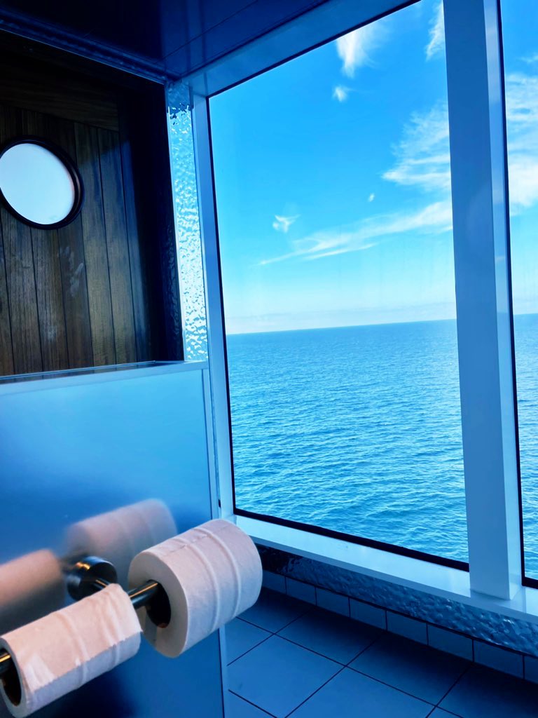 JensSuitcase's tweet photo. It's the final #FlashbackFridayz 2021 and it’s all about #FlashbackFaves

Despite another pants year for #travel 😿 Here’s 📸 from my 2021 #cruise adventures 🚢❤️

🙌 Hosts
@TravelBugsWorld @Adventuringgal
@jenny_travels @AOAOxymoron
@TravelAtWill @lizzie_hubbard2 @Chalkcheese111 https://t.co/2H2faZsq3B