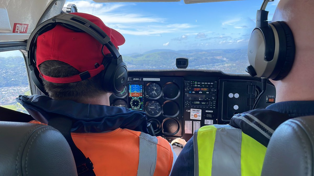 FlyWellington's tweet photo. EKE is up for a local flight and over to the Marlborough Sounds. we’ll live tweet from the backseat what we can #slipstreamsaturday https://t.co/V8ZloanfJh