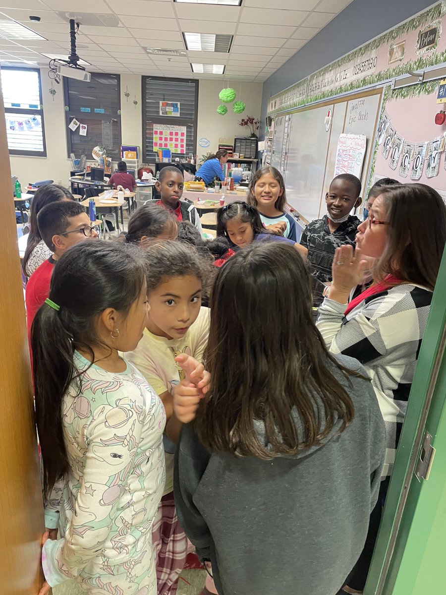 Ms_Ortiz12_CCPS's tweet photo. “How sweet it is to increase your score....with CANdy CANes because YOU CAN!” We have our over 420 candy canes today to students who made a gain on the HMH growth measure and ALEKS knowledge check! We are so proud of our students! @ParksideProud #mathisourjam #gains https://t.co/DLcSqOrIxP