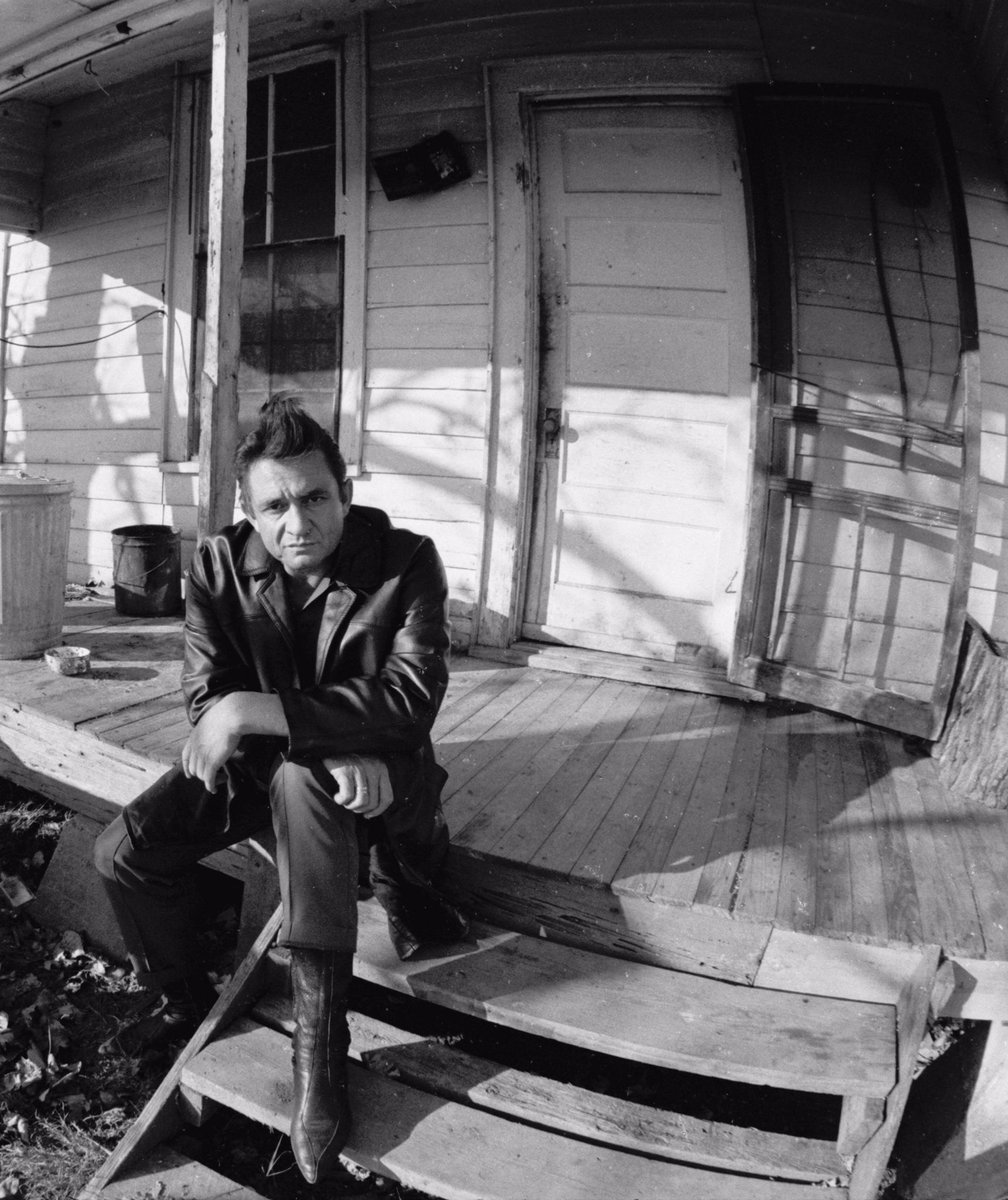 joe_p_walker's tweet photo. I’ve submitted the first three chapters of my new book, “Johnny Cash in Arkansas” to my editor. Telling the story of @JohnnyCash from an #Arkansas view will offer a fresh perspective on the man. Stay tuned. #writerscommunity #writerslife #writerlife #WritingCommunity #WIP #music https://t.co/OyLTbRMJzf