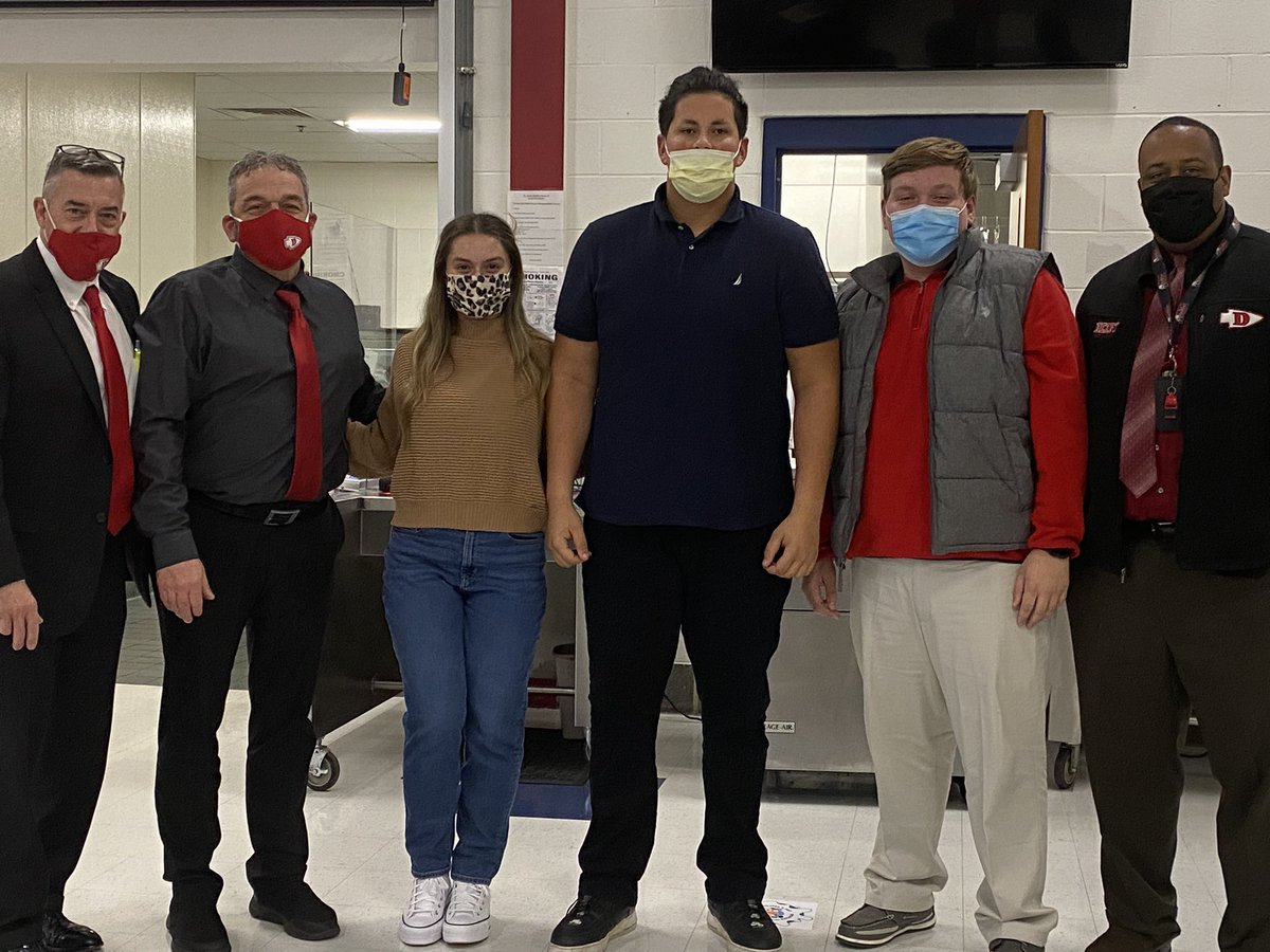 So proud of &amp; incredibly impressed by our 2022 U.S. Presidential Scholar Nominees Giovanni Vicens Shane Dedura Alyssa Caruso. Hard Work Talent and GRIT! docs.google.com/presentation/d… <a href="/DerbyRedRaider/">Derby High School</a>