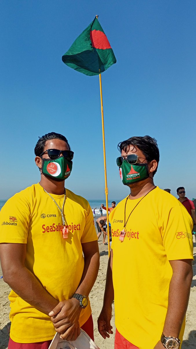 SurfingBD's tweet photo. আমরা গর্বিত কারণ আমরা মায়ের ভাষায় কথা বলি। আমরা গর্বিত কারণ আমরা বাংলাদেশী বাঙালি 🇧🇩

সকলকে বিজয়ের ৫০ বছর সূবর্ণ জয়ন্তীর শুভেচ্ছা।
#SeaSafeBD #LifeguardBD #SurferBotto #VictoryDay #Bangladesh50 #ZainalAbedin https://t.co/AGqf0D8Bag