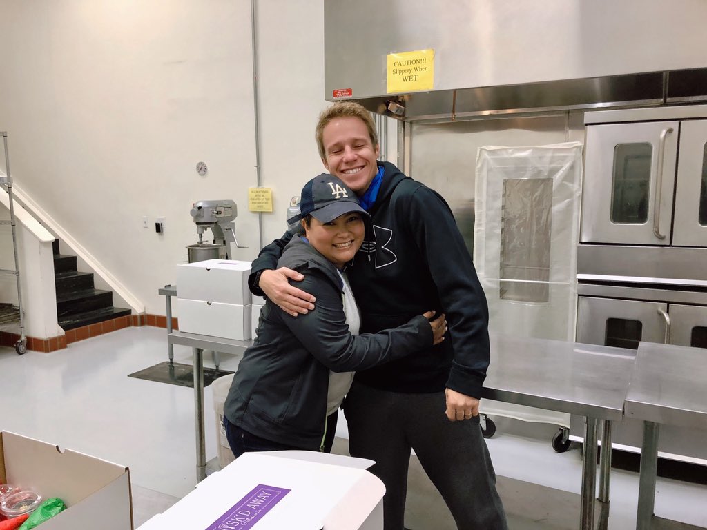 StartsWithHope_'s tweet photo. Stephanie @whiskd_away will be one of our judges for our Gingerbread building contest on Dec 18. We want to give a special thanks to our partner for contributing to this cause to help end homelessness for youth aging out of the foster care system. We appreciate you so much!! https://t.co/zJdu32PqGC