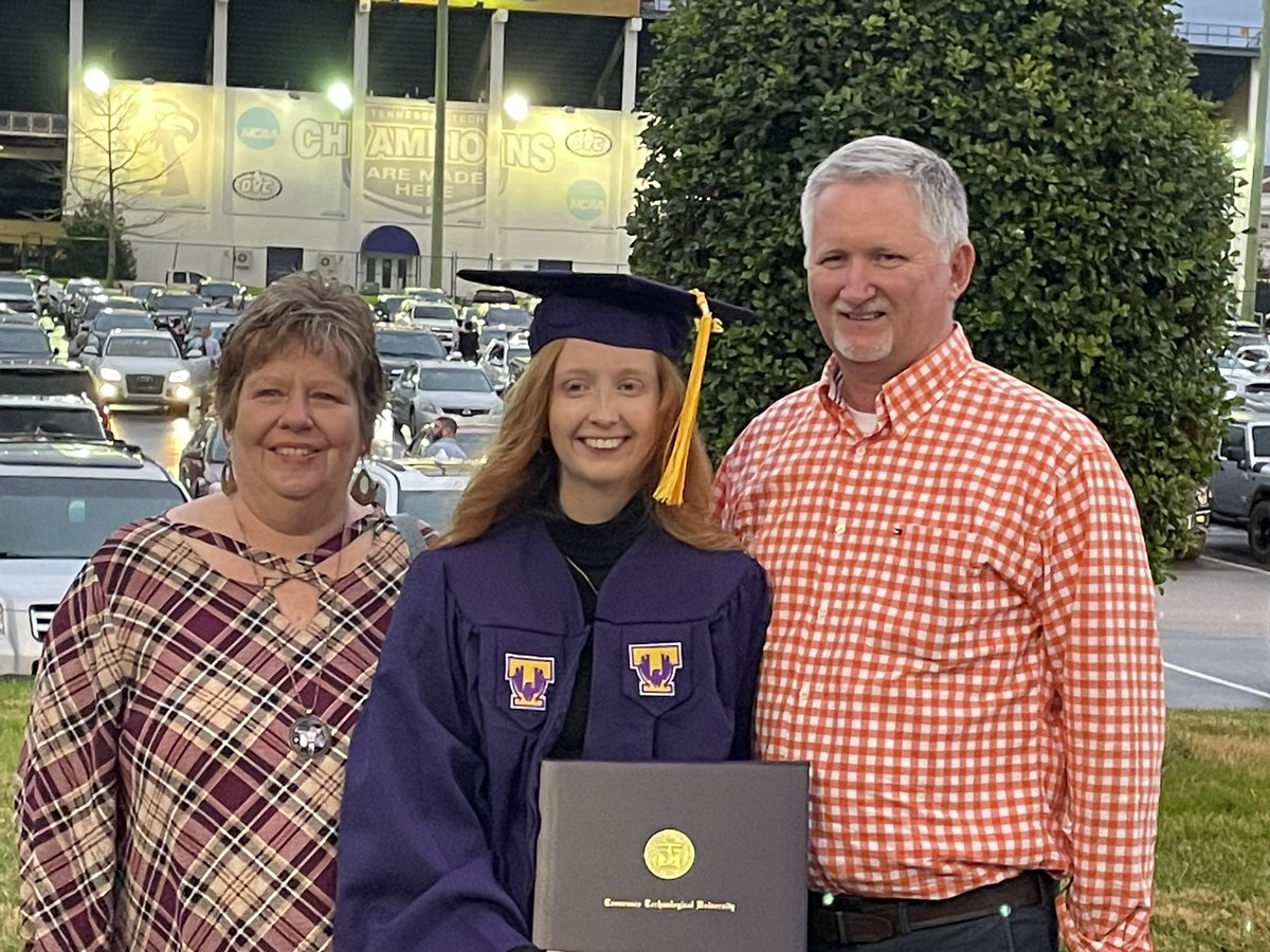timothyhobbs10's tweet photo. TTU Graduate! https://t.co/vwqyJyjz8n