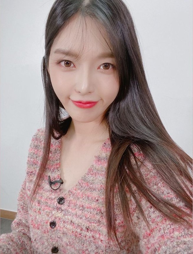 chanmipictures's tweet photo. instagram update - #찬미 #CHANMI https://t.co/OdLlWbniG9