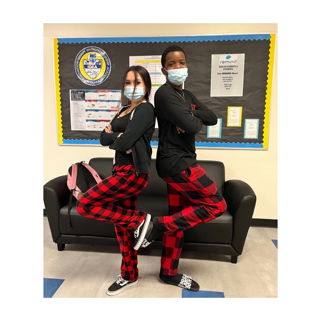IDEA_at_Fannin's tweet photo. Today was day, no.15 - the final day of the #PLPack holiday countdown &amp; we are clearly ready for some R &amp; R in our pajamas! We wish everyone happy holidays &amp; amazing new year!

#ChooseIDEA #DallasISDHoliday @PersonalizeDISD @TransformDISD @dallasschools https://t.co/4oZOGKMPoA