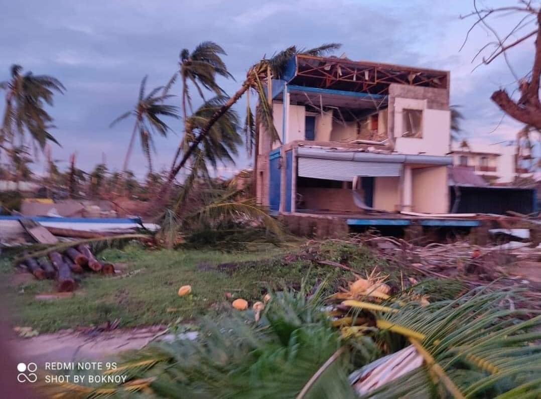Gotmarked_Tours's tweet photo. SIARGAO: A PARADISE LOST after #TyphoonOdette destroyed our island home. 😭 https://t.co/SS0pyXLB78