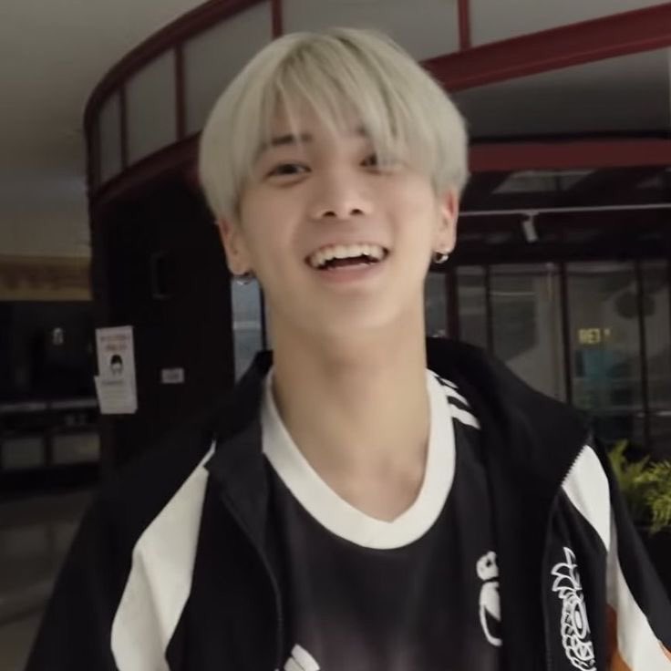 iLwordGyu's tweet photo. taehyun's smile world domination... 

: a thread https://t.co/7A3MvIFTg4