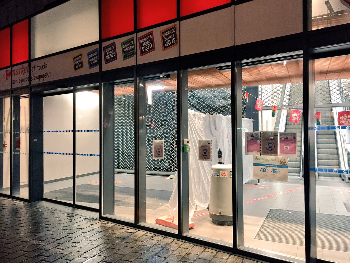 Nanteshype's tweet photo. Un recrutement rend officiel le projet d'ouverture en chantier de #Promocash (franchise du groupe Carrefour, fournisseur et grossiste alimentaire pour les pros de la restauration) au #1er sous-sol du #CarréFeydeau à #Nantes. https://t.co/Ue0krv1a3u https://t.co/iudGPhteDH