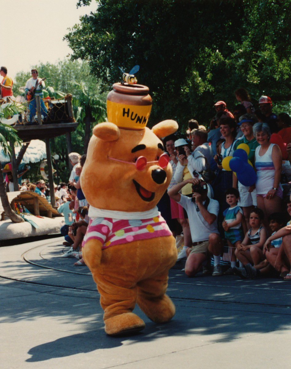I just found the best picture of Winnie the Pooh known to mankind