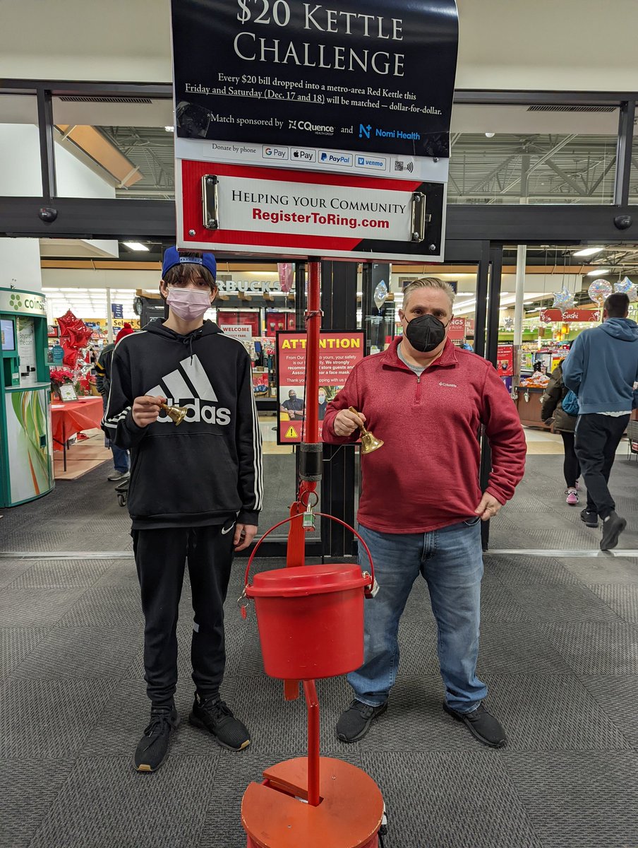 Enzolera's tweet photo. Big Chris and Little Chris ringing bells tonight. #redkettle @salvationarmy @bbbsmidlands https://t.co/253ONh9a4b
