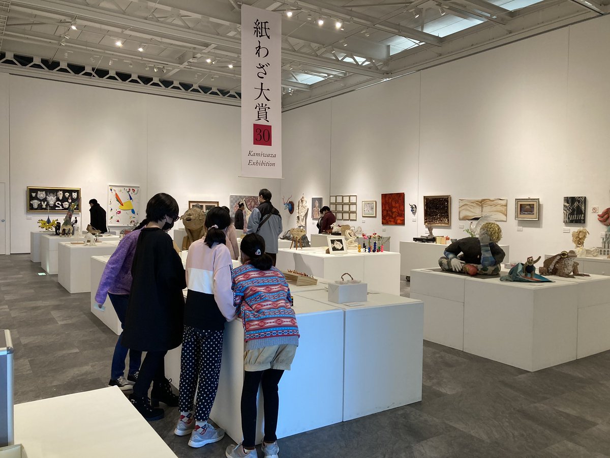 kamiwazaaward's tweet photo. 12月は土曜日も開館しています。
本日は風もなくお出かけ日和☀️
当日予約もOKですのでお待ちしています。Tel 055-988-2401
すでに家族連れのお客様で賑わっています♪ https://t.co/uiqFIXcl4l